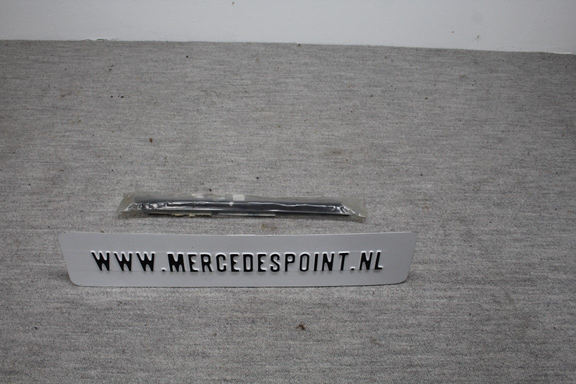 Sierstrip rechtsvoor