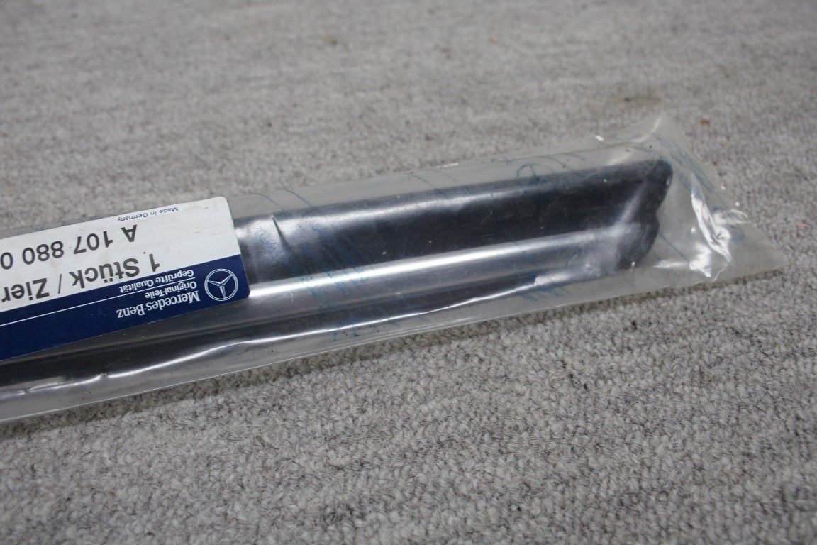 Sierstrip rechtsvoor