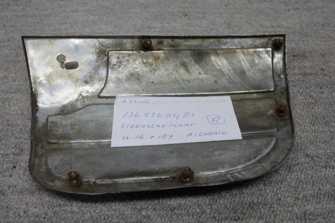 Steenslagplaat rechts A cabriolet