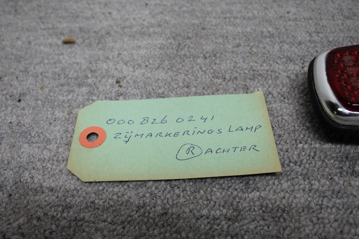 Zijmarkeringslamp R achter