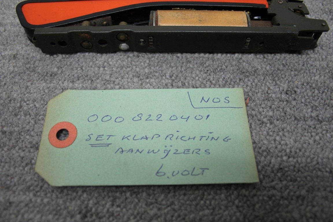 Set uitklap richting aanwijzers 6V Set uitklap richting aanwijzers 6V