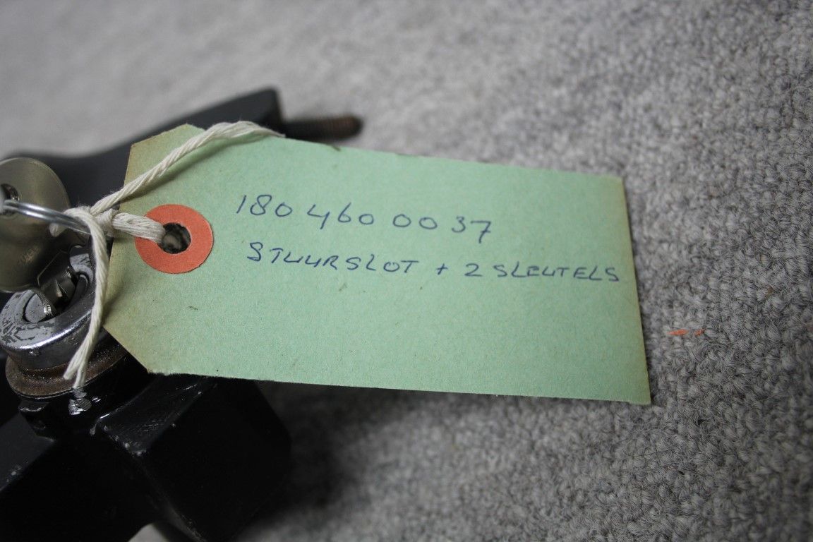 Contactslot met 2 sleutels