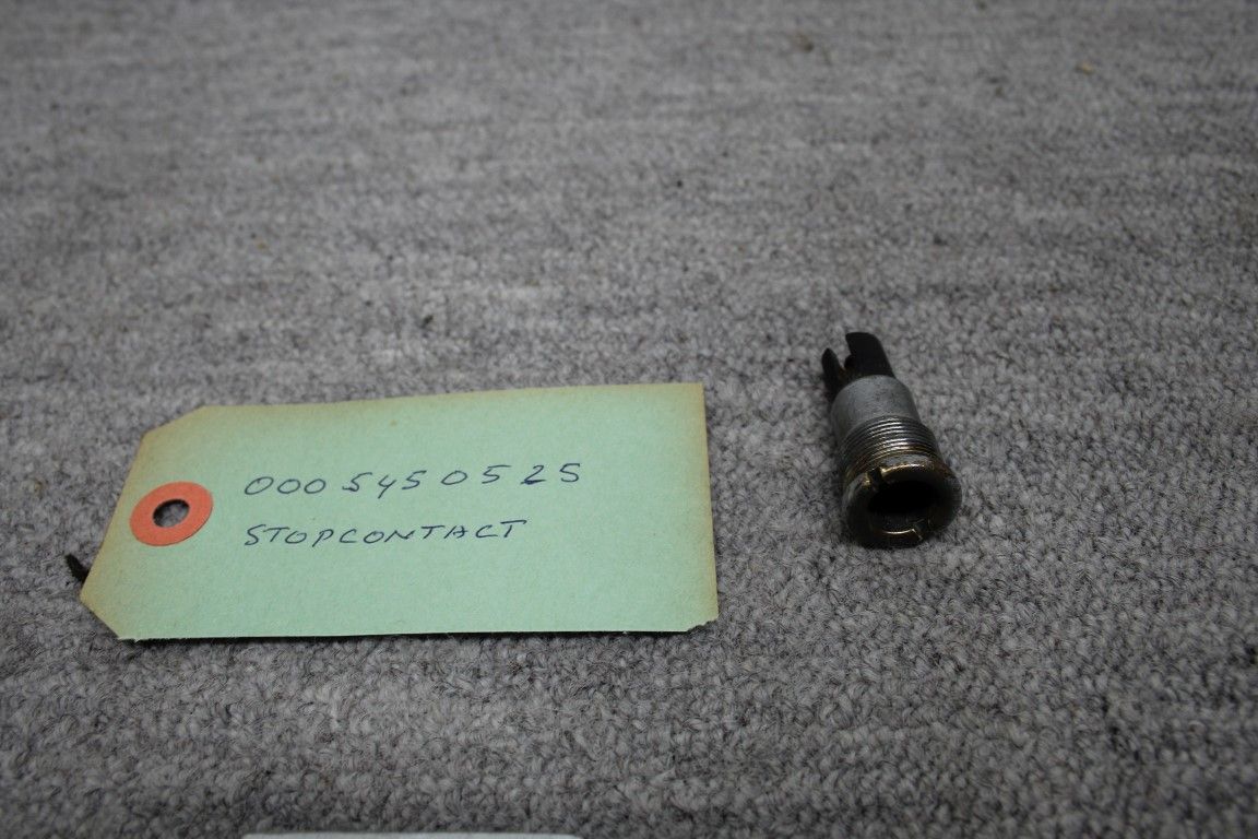 Stopcontact voor handlamp