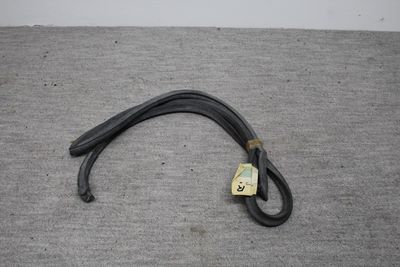 Deur rubber R