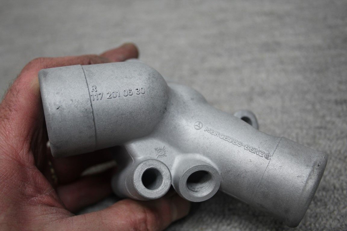 Koelwater verdeelstuk thermostaat