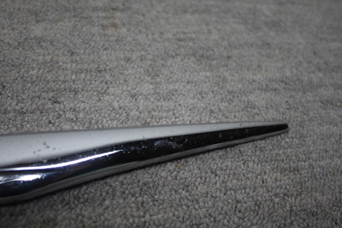 Sierlijst links achter