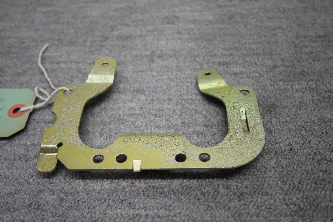 Montageplaat benzinepomp