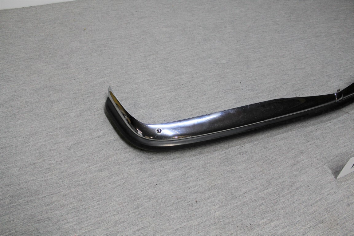 Voorbumper W114 / 115 Voorbumper W114 / 115