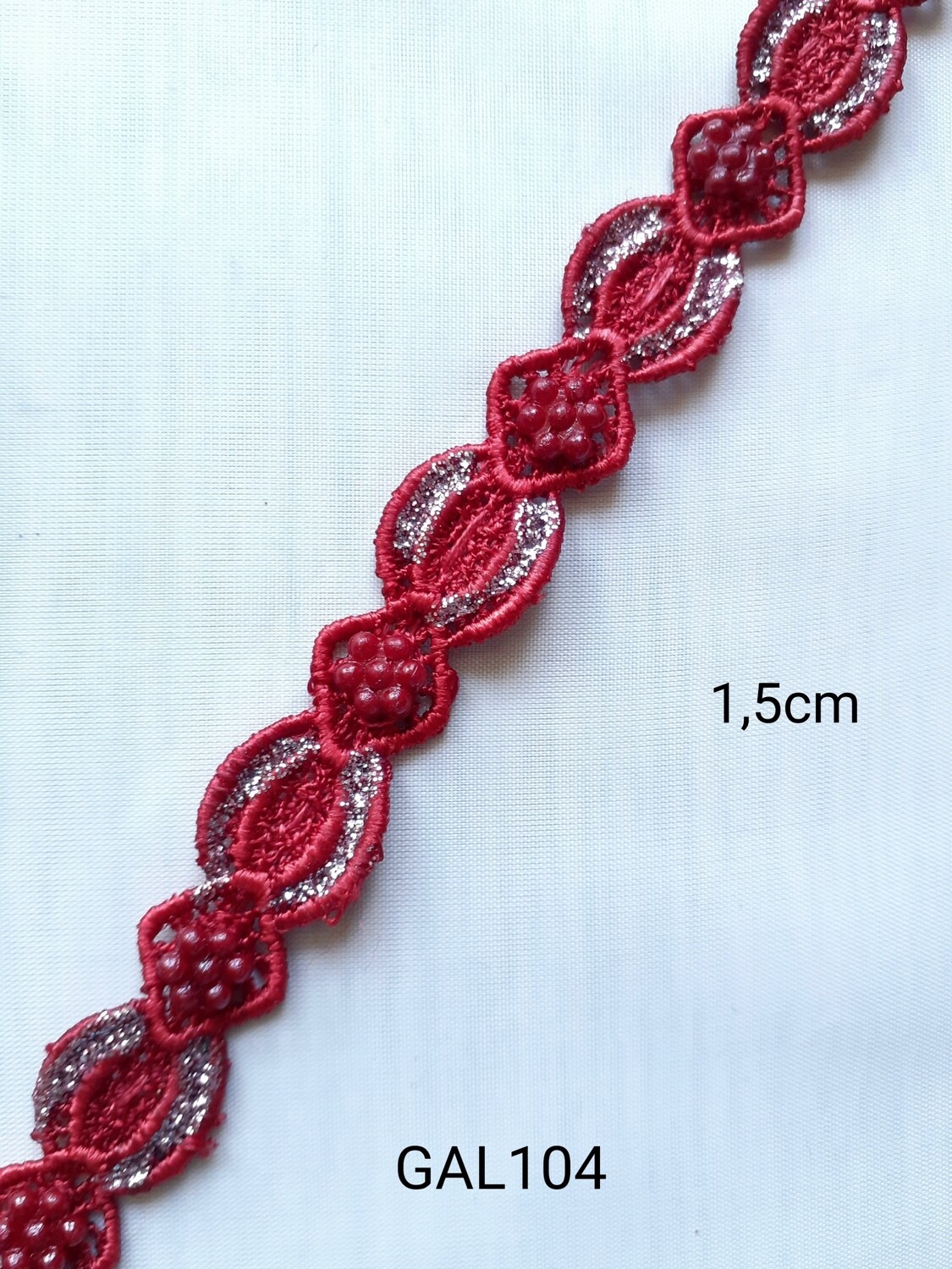 Galon rouge/argenté avec perles