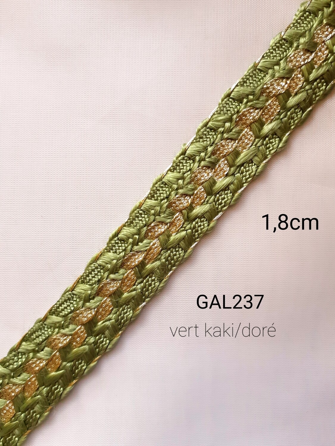 Galon sfifa vert kaki clair/doré 1,8 cm