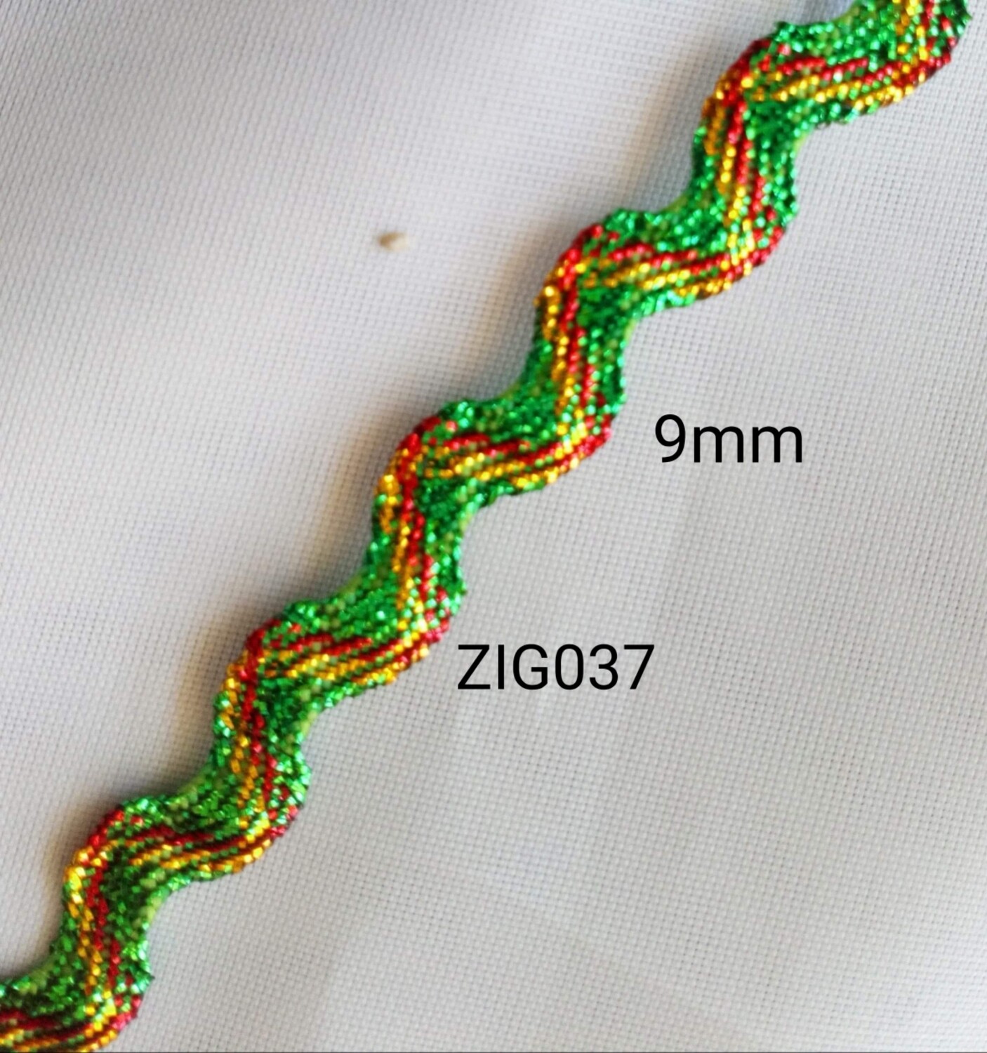 Ruban galon zig zag brillant 9mm(choisissez vos couleurs)
