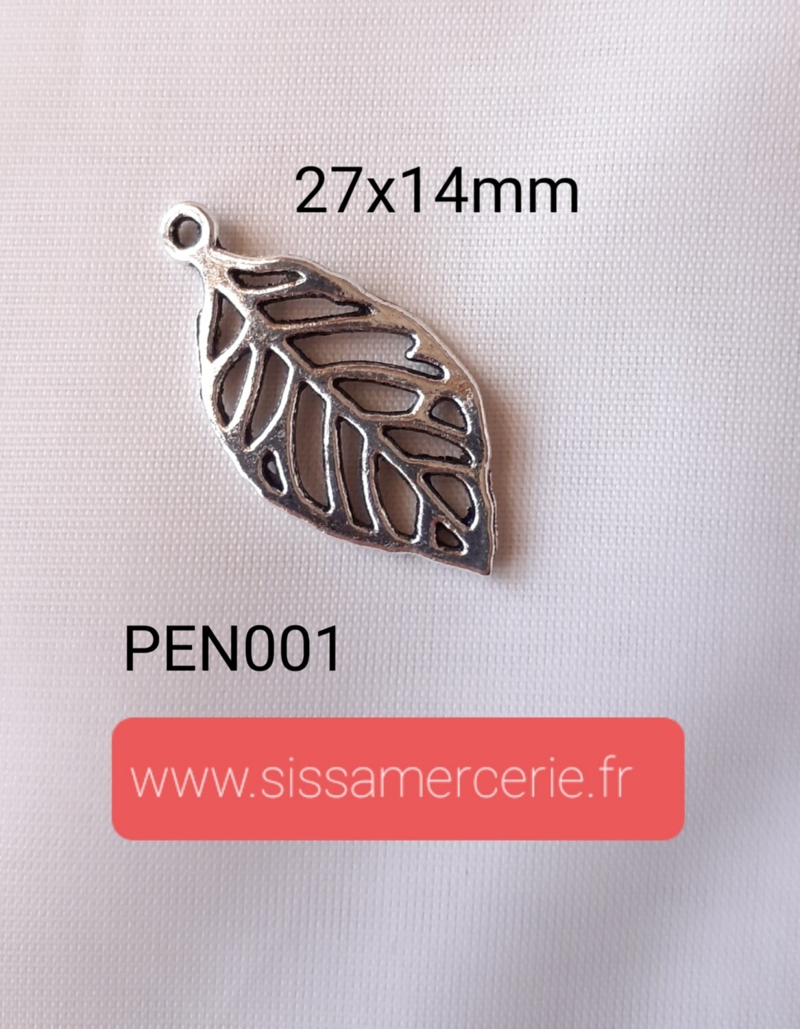 Pendentif  / breloque feuille