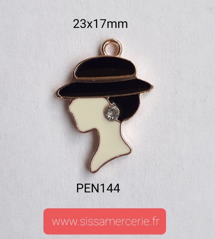 Pendentif / breloque femme avec chapeau