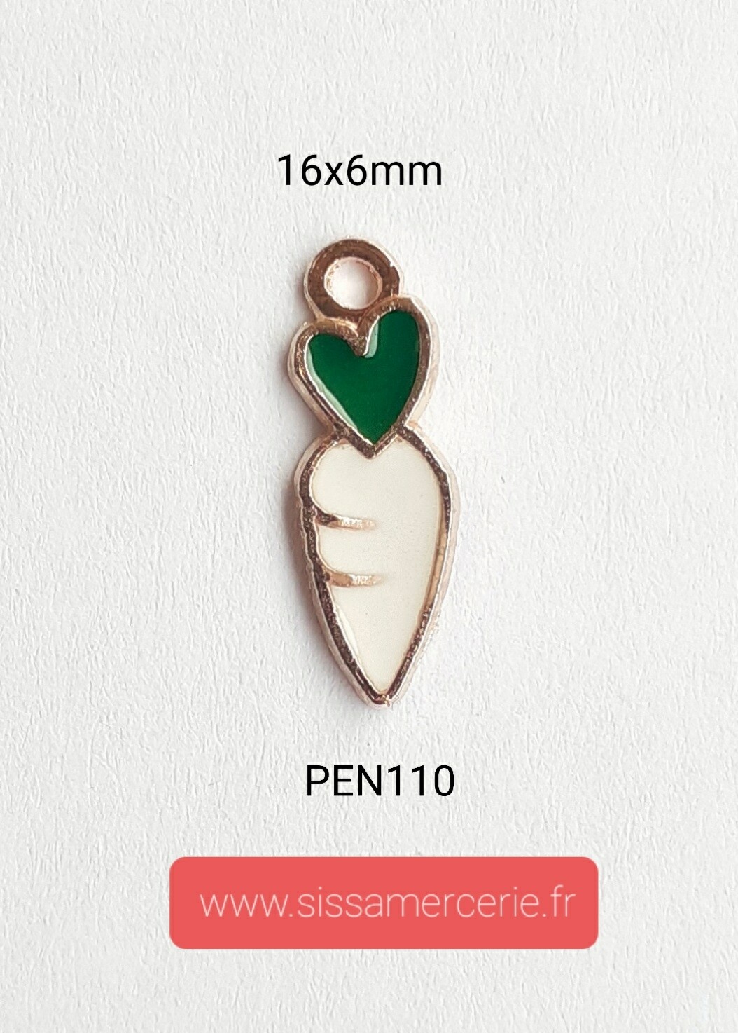 Pendentif / breloque carotte blanche