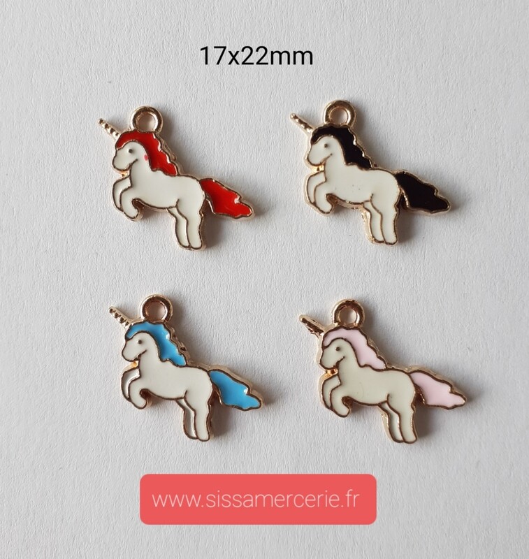 Pendentif / breloque licorne