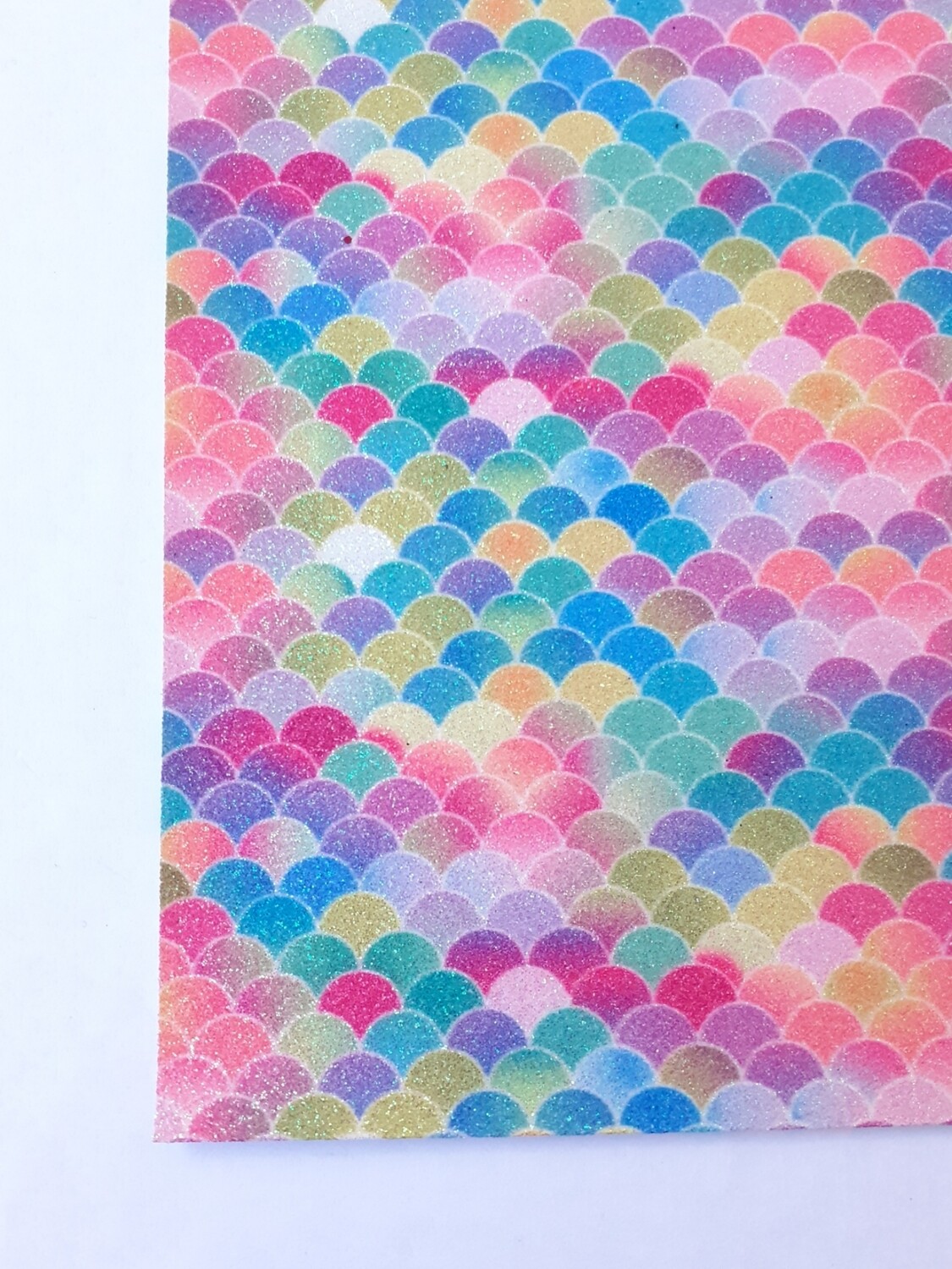 Feuille A4 simili cuir glitter écaille multicouleur 