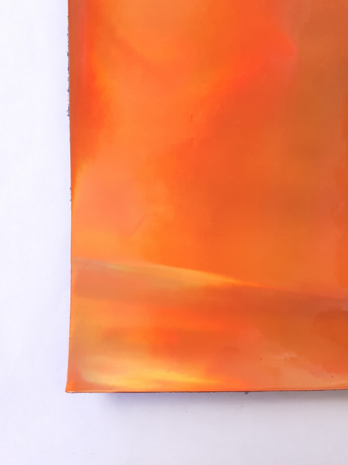Feuille A4 simili cuir brillant holographique orange