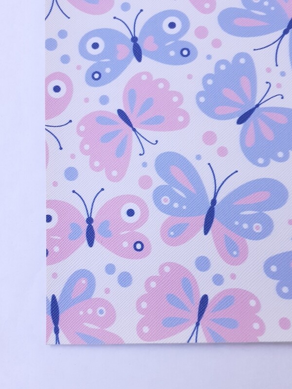Feuille A4 simili cuir papillon bleu lavande et rose