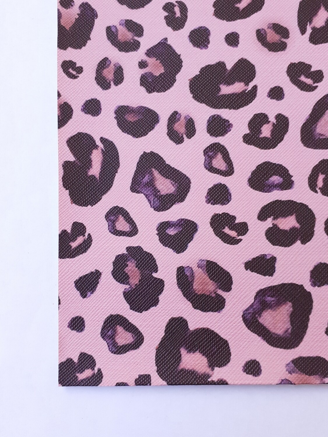Feuille A4 simili cuir léopard rosé 