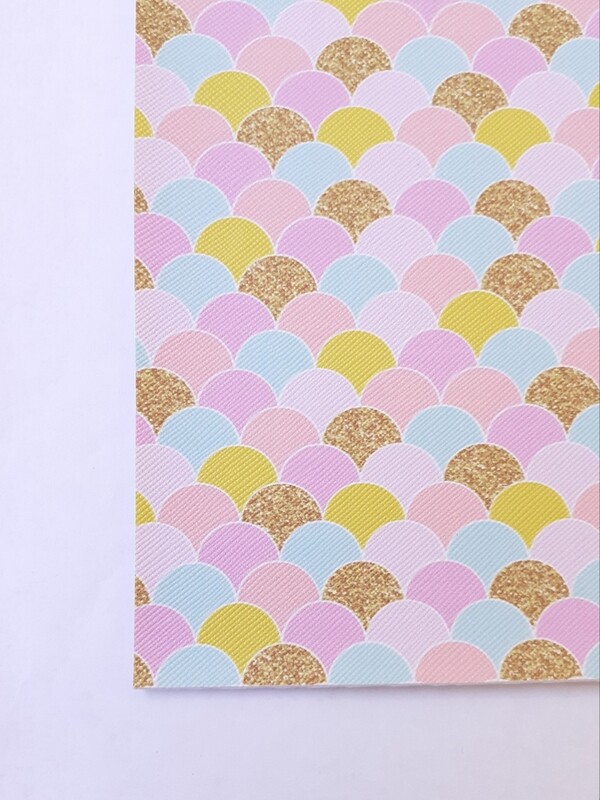 Feuille A4 simili cuir écaille poisson rose bleu jaune et doré