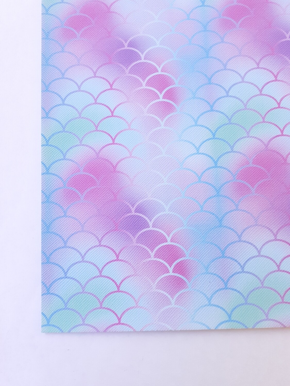 Feuille A4 simili cuir écaille poisson violet bleu vert