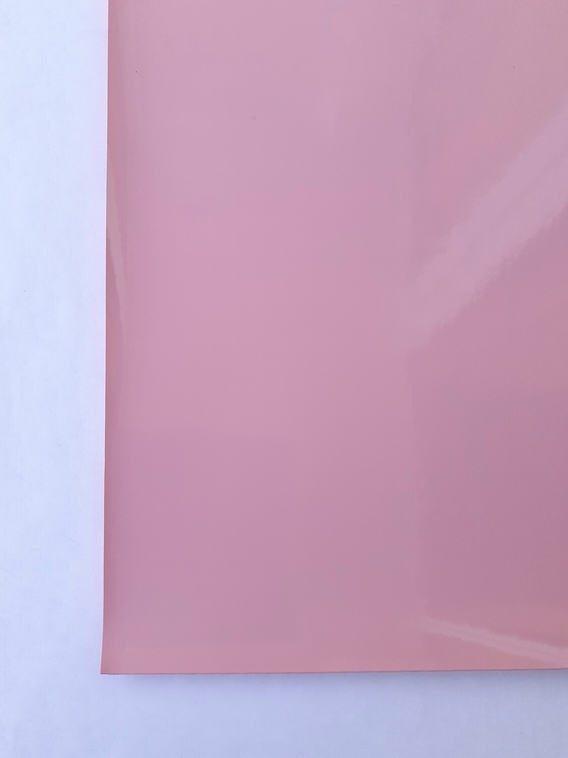 Feuille A4 simili cuir rose poudré 