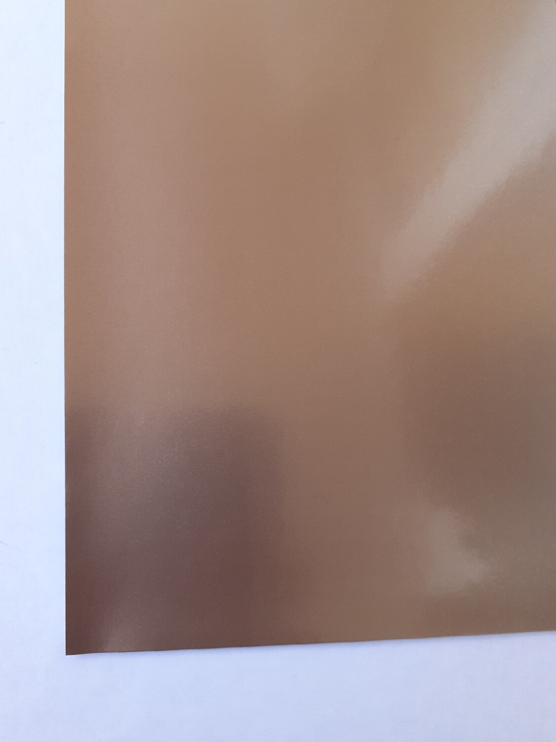 Feuille A4 simili cuir beige foncé miroir