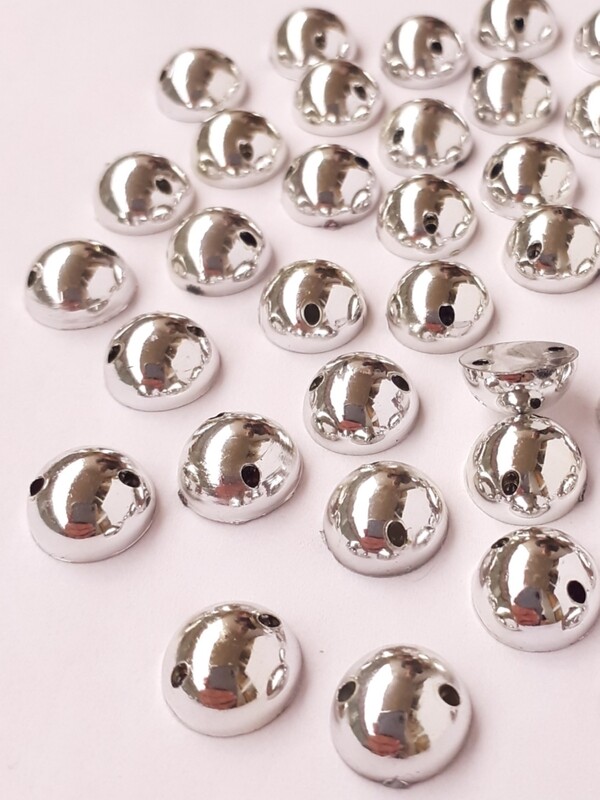50 demi perles 10mm argentées