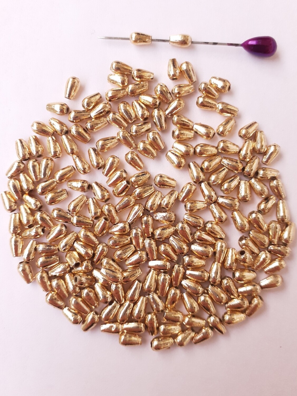 400 perles gouttes argenté ou doré 5x3mm, Couleur: dorée