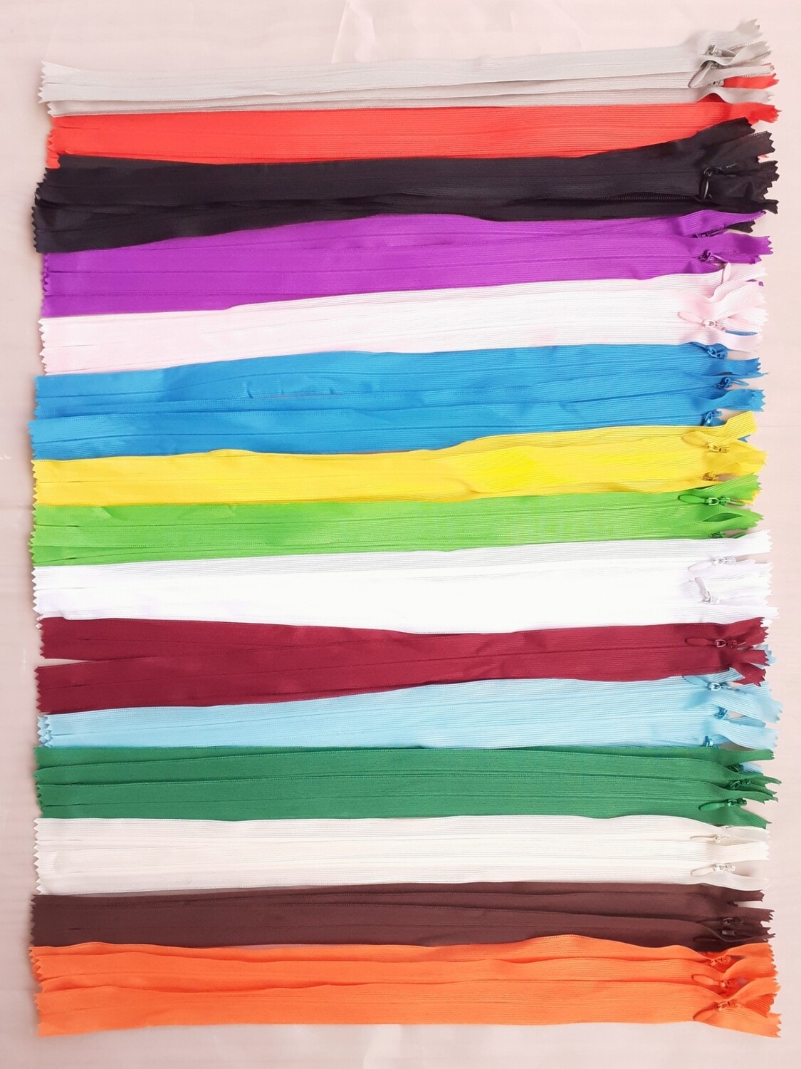 50 fermetures invisibles 35cm