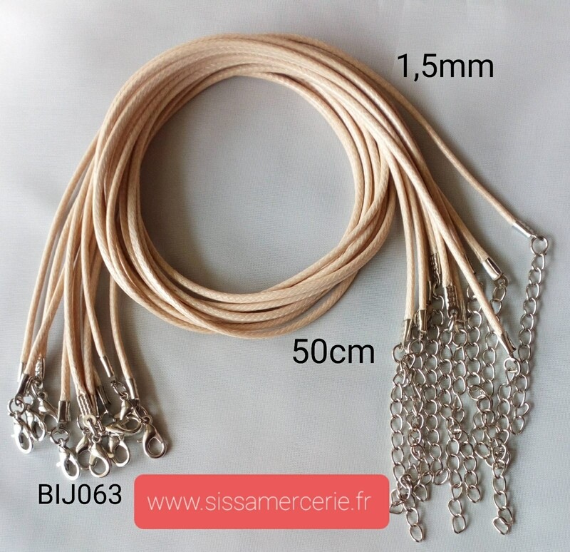 Collier 50cm en cuir de polyester ciré 1,5mm beige