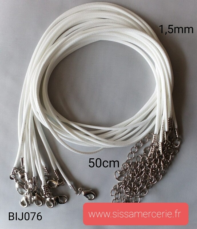 Collier 50cm en cuir de polyester ciré 1,5mm blanc