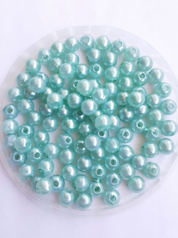 200 perles de 6mm bleu clair