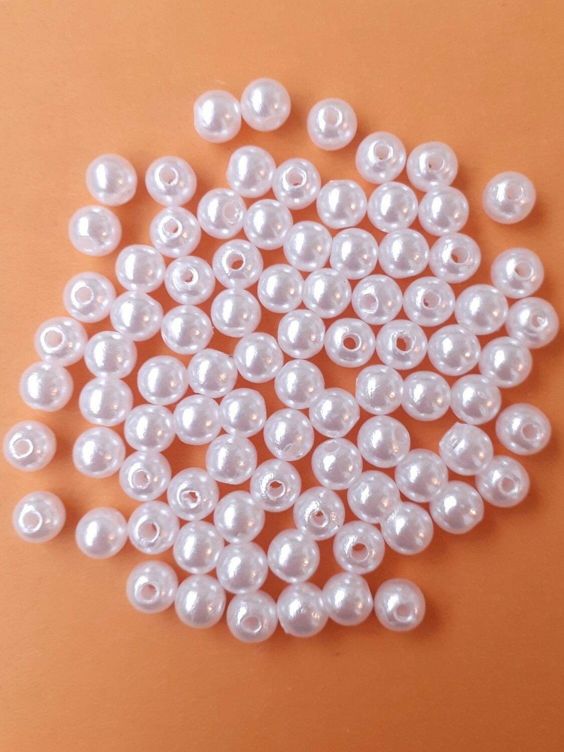 200 perles 6mm blanches