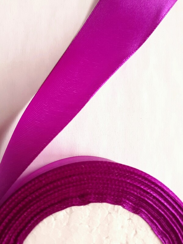 22,86 mètres ruban satiné 40mm rose violet