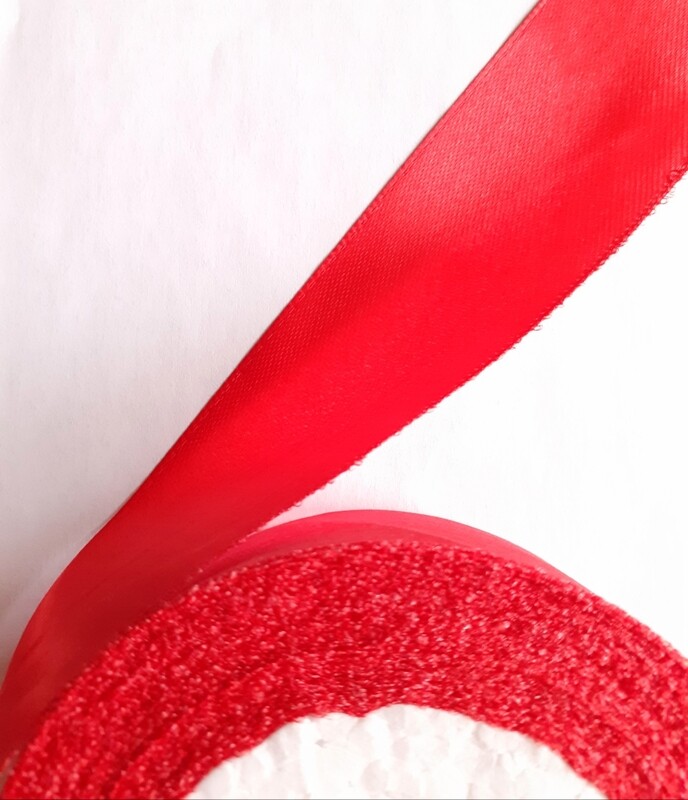 22,86 mètres ruban satiné 40mm rouge