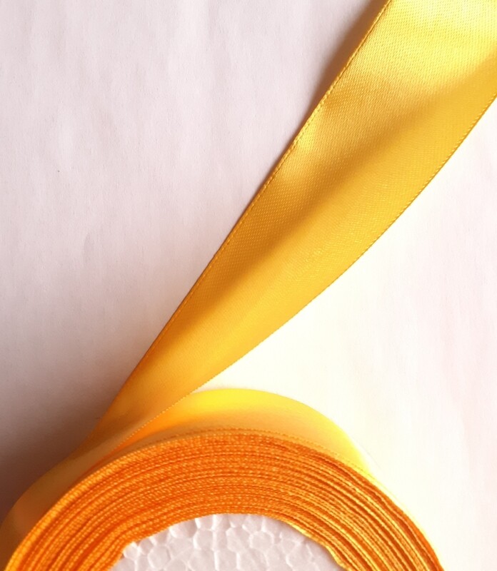 22,86 mètres ruban satiné 40mm jaune foncé 