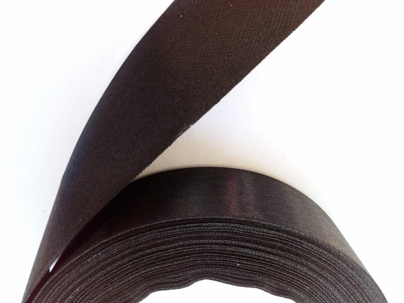 22,86 mètres ruban satiné 25mm noir