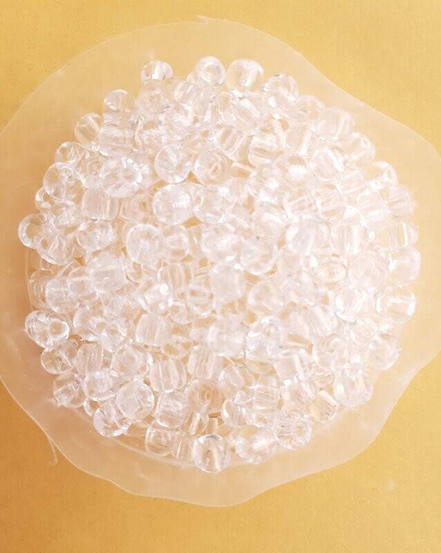 450 perles en verre 4MM (40g) blanc transparent