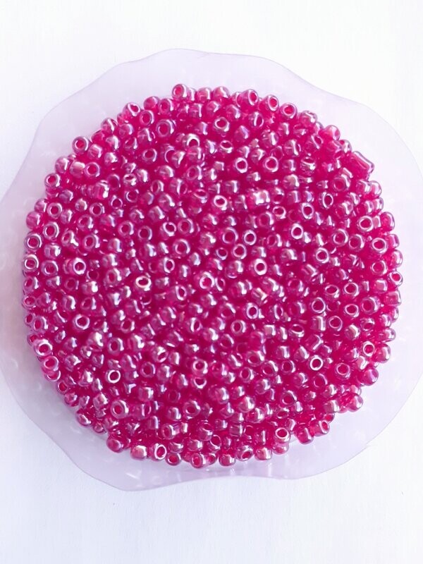 2000 perles en verre 2MM (32g) bordeaux clair transparent lustré