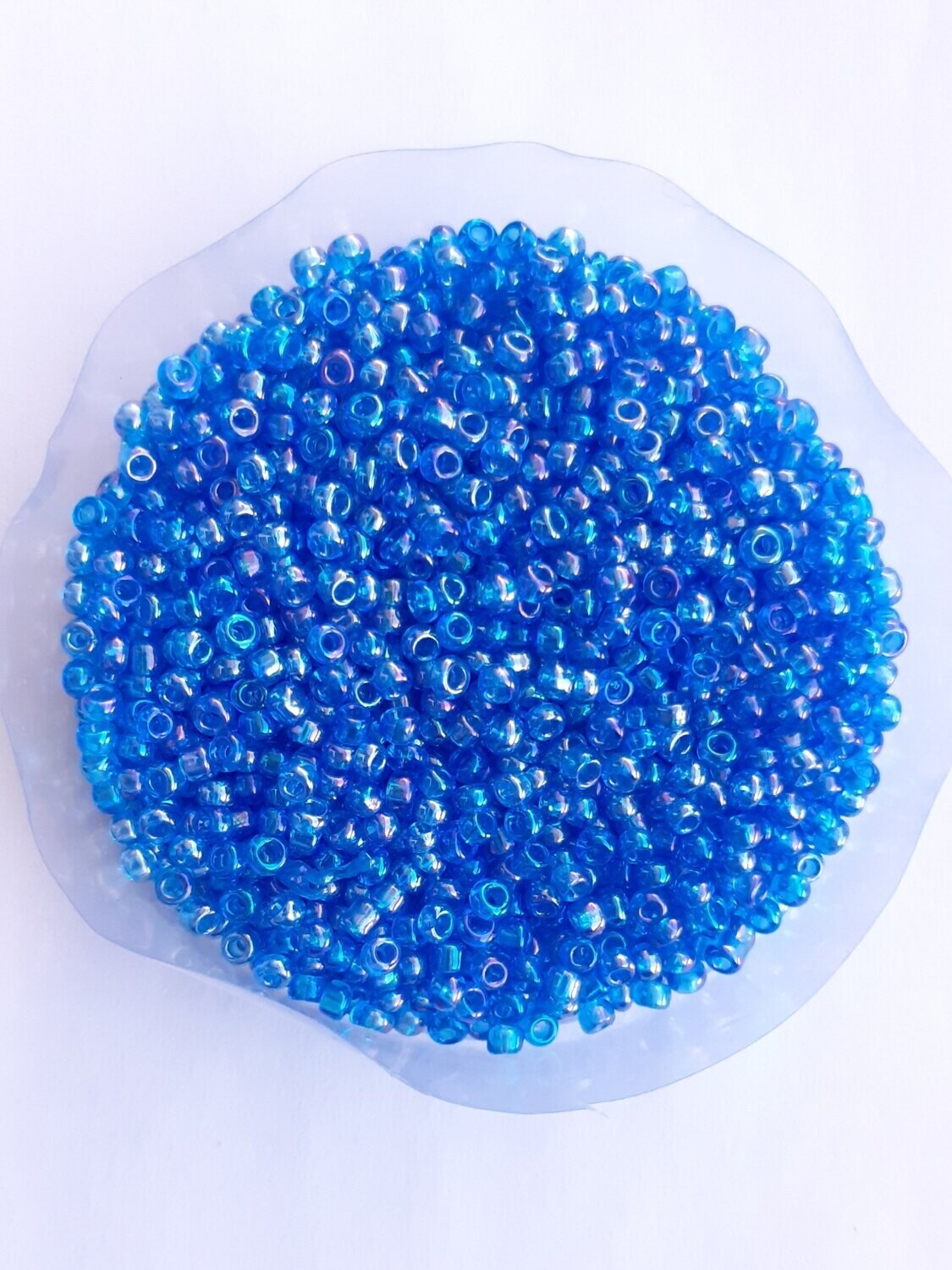 2000 perles en verre 2MM (32g) bleu transparent nacré