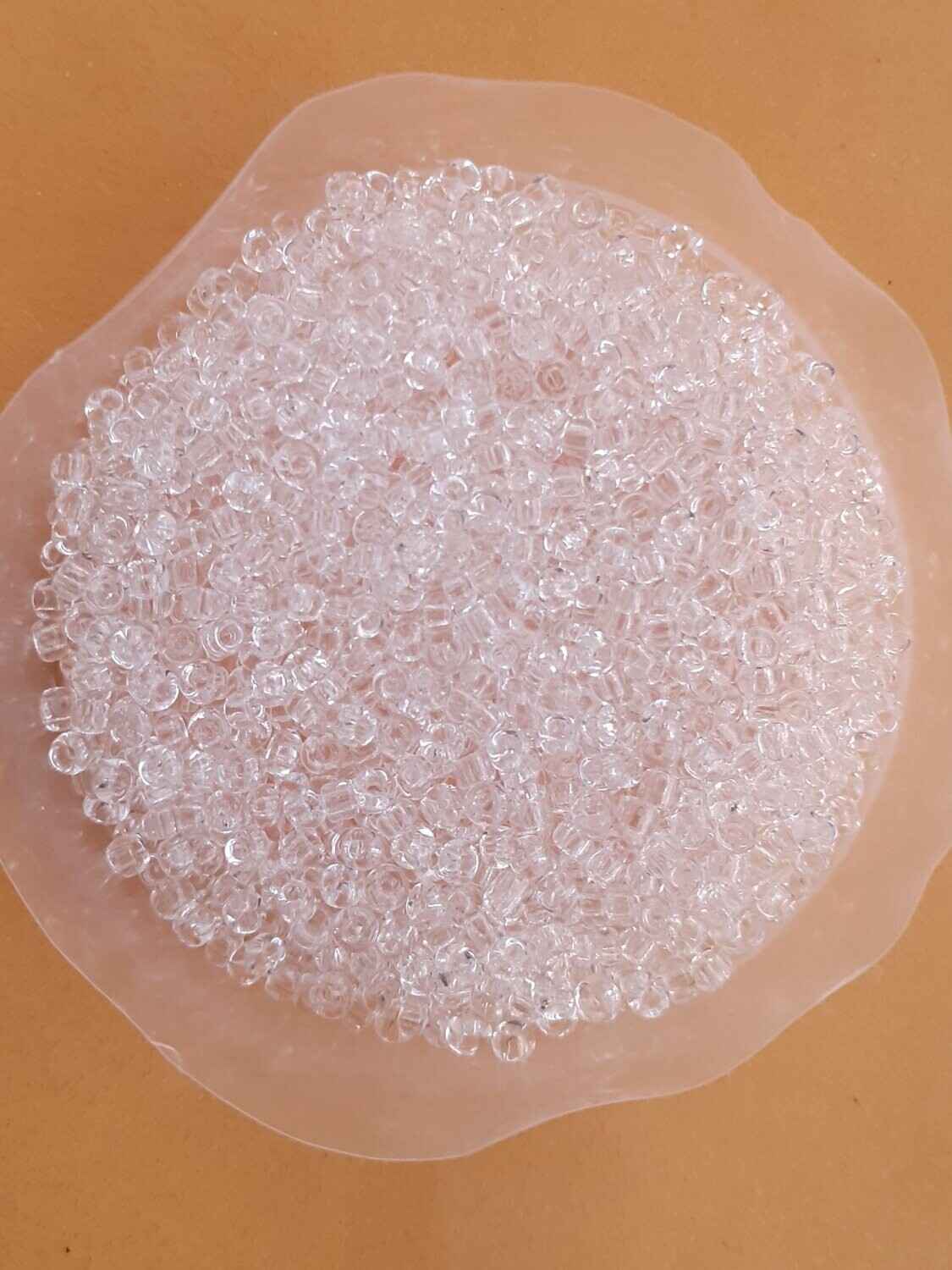 2600 perles en verre 2MM (40g) blanc transparent
