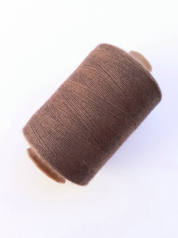 Bobine 914 mètres 100% polyester n°40/2 marron