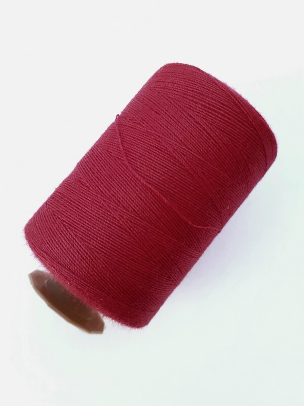 Bobine 914 mètres 100% polyester n°40/2 rouge bordeaux