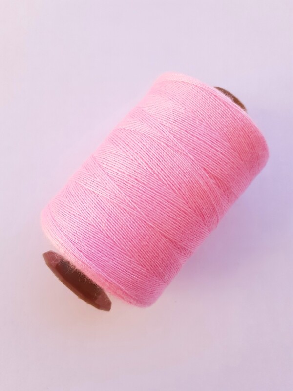 Bobine 914 mètres 100% polyester n°40/2 rose clair 