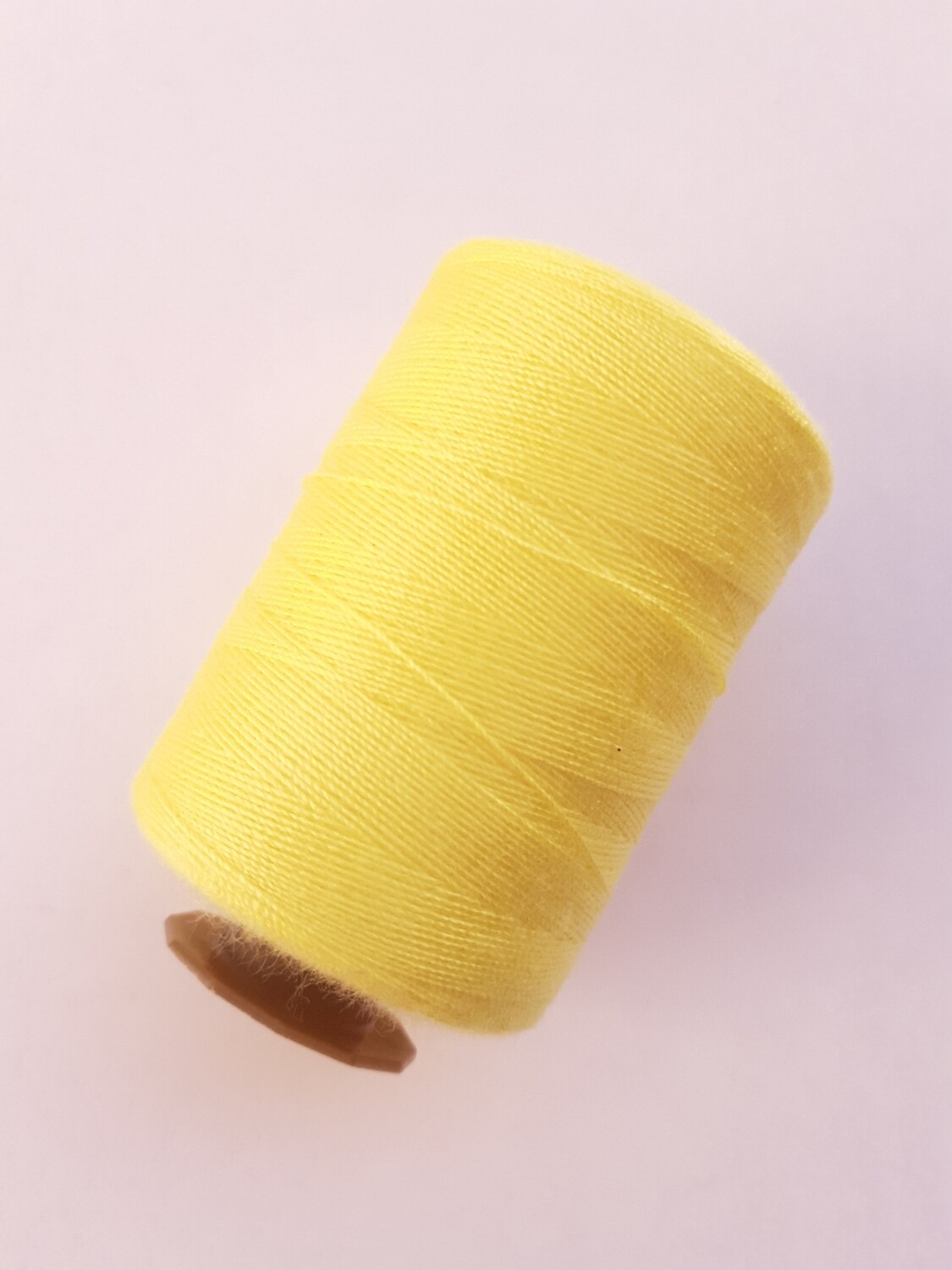 Bobine 914 mètres 100% polyester n°40/2 jaune
