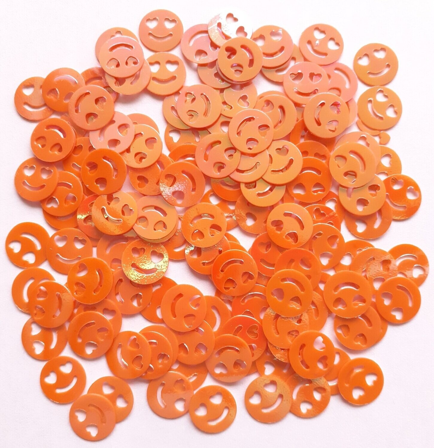 10g de sequins smiley  10mm / 10 couleurs disponibles
