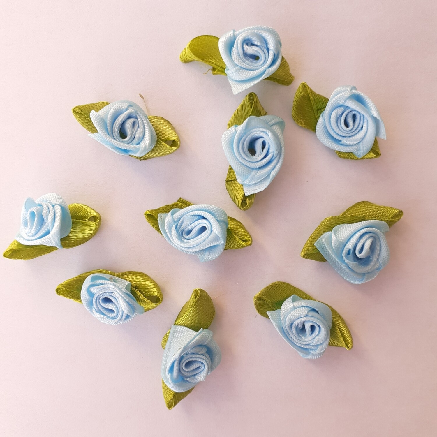 10 fleurs avec feuilles 2.5 cm / choisissez vos couleurs