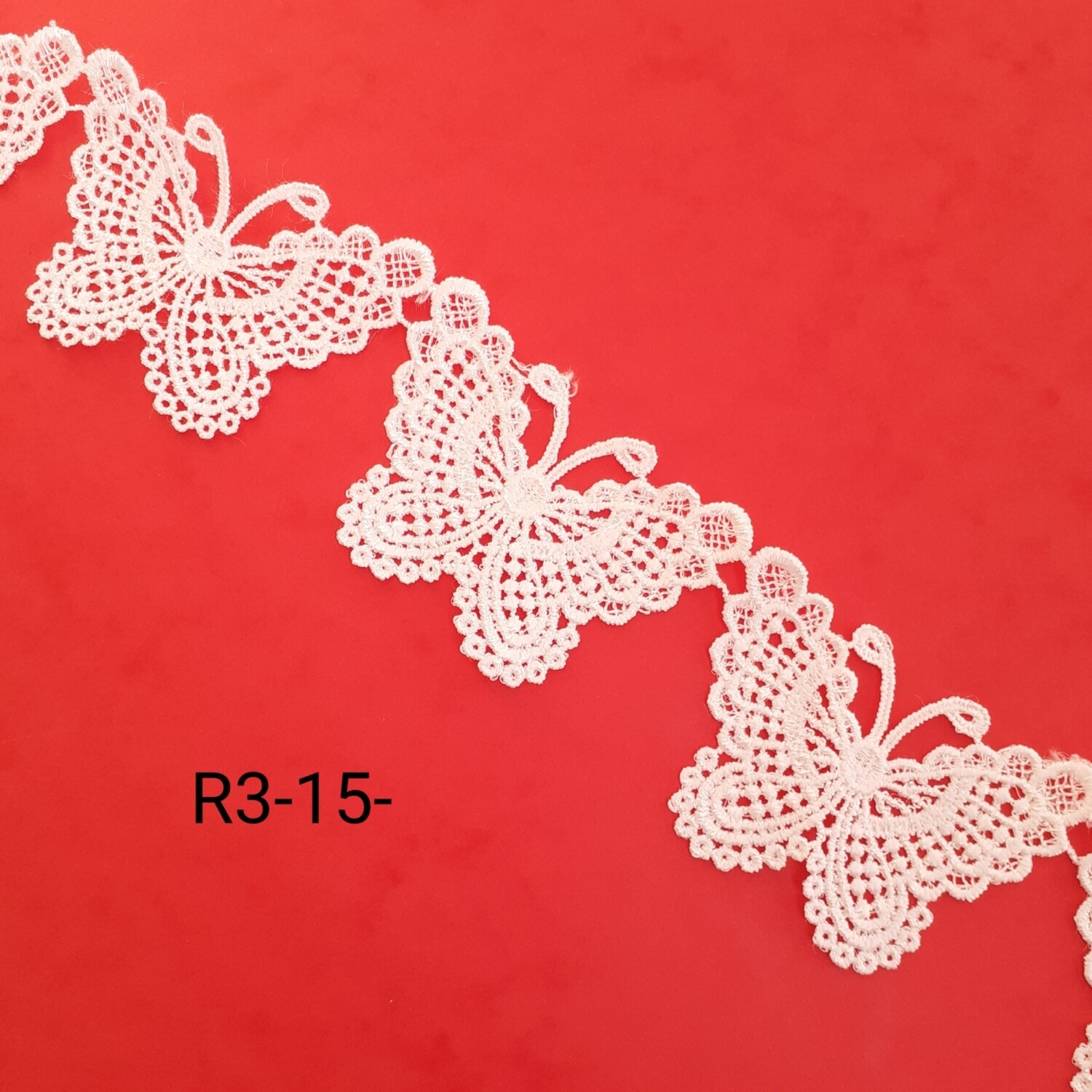 Papillons dentelle blanche 7.5x5.5 cm, Option: par 3 papillons