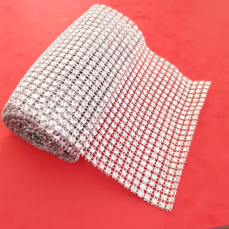 1 mètre ruban de strass 12 cm argenté 1 mètre ruban de strass 12 cm argenté